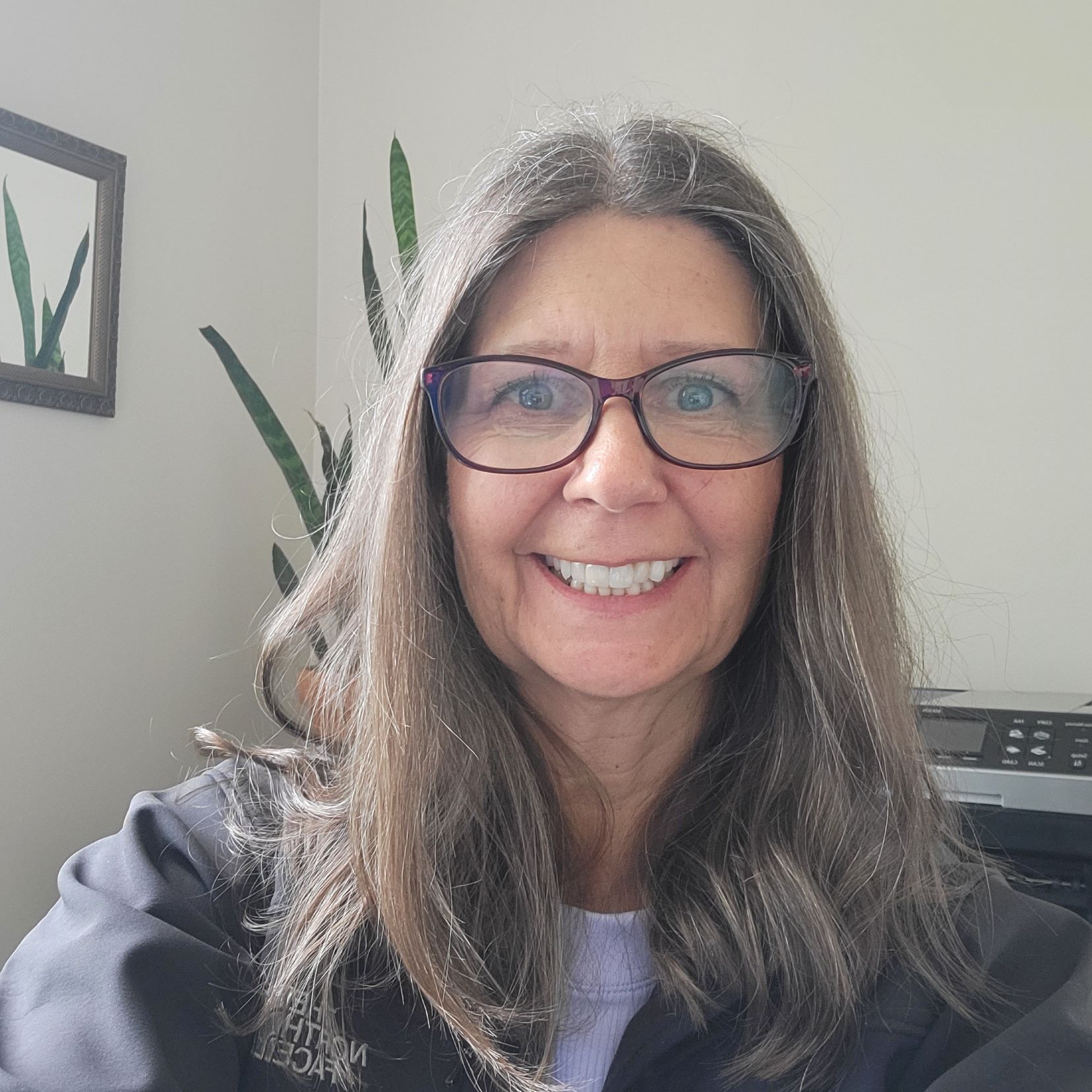 Tracy Loetz - CEO